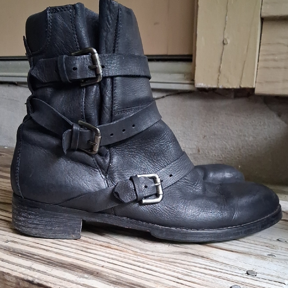 Alberto Fermani Triumvirate Leather Triple-Buckle Moto Boots